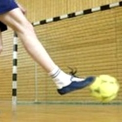 Am 6. Endspiele national Hochschule von Fußballspielen im Saal in Marrakesch