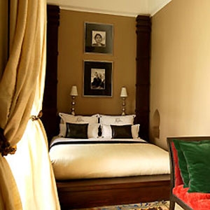 Riad Lotus bernsteinfarben